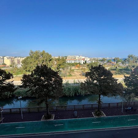 Appartement rénové vue mer avec garage Cagnes-sur-Mer Esterno foto