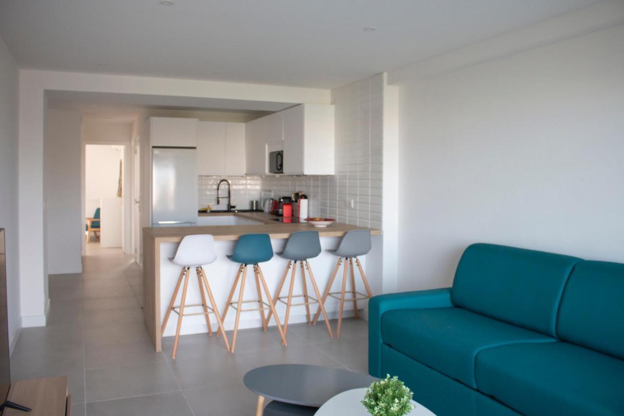 Appartement rénové vue mer avec garage Cagnes-sur-Mer Esterno foto