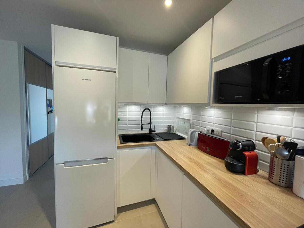 Appartement rénové vue mer avec garage Cagnes-sur-Mer Esterno foto