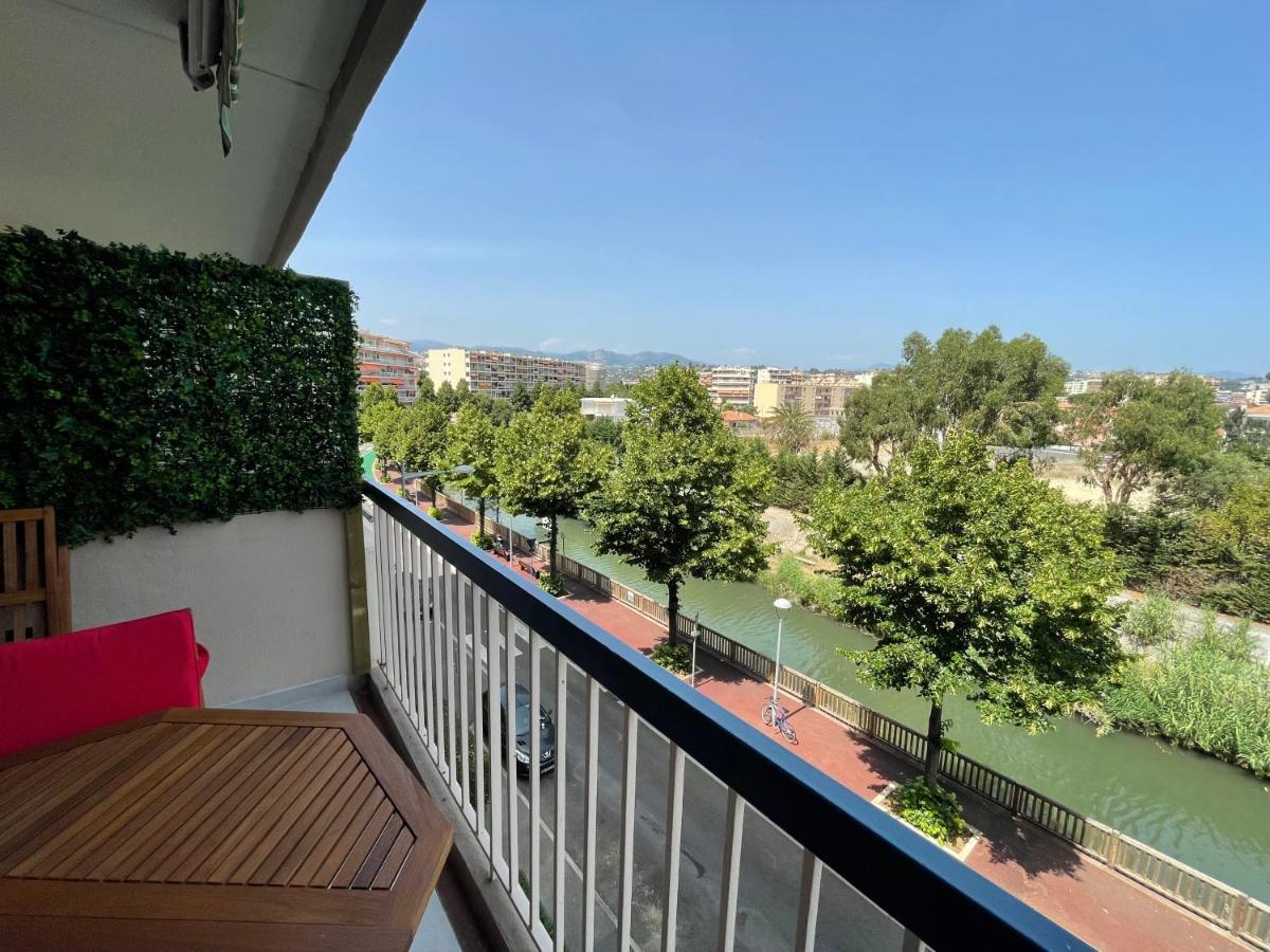 Appartement rénové vue mer avec garage Cagnes-sur-Mer Esterno foto