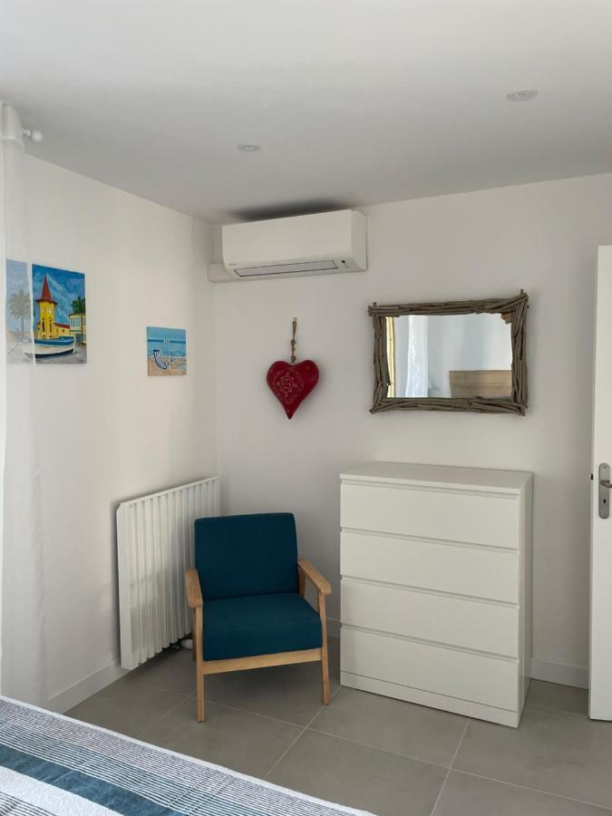 Appartement rénové vue mer avec garage Cagnes-sur-Mer Esterno foto